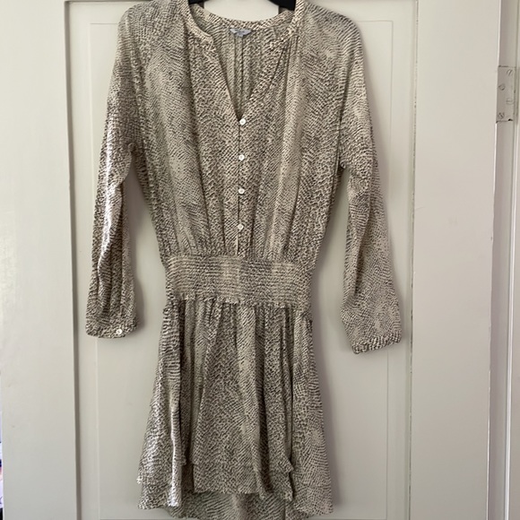 Rails Tan & Cream Jasmine Smocked Long Sleeve Dress in Snakeskin - Picture 15 of 16